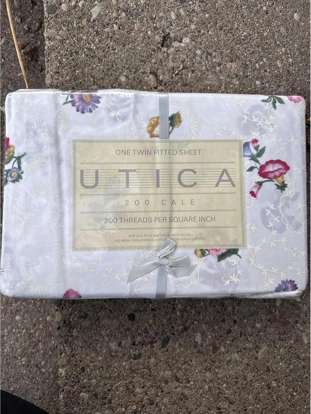 Vintage Utica Twin Fitted Sheet Floral Print 200 Thread Count 1987 NOS